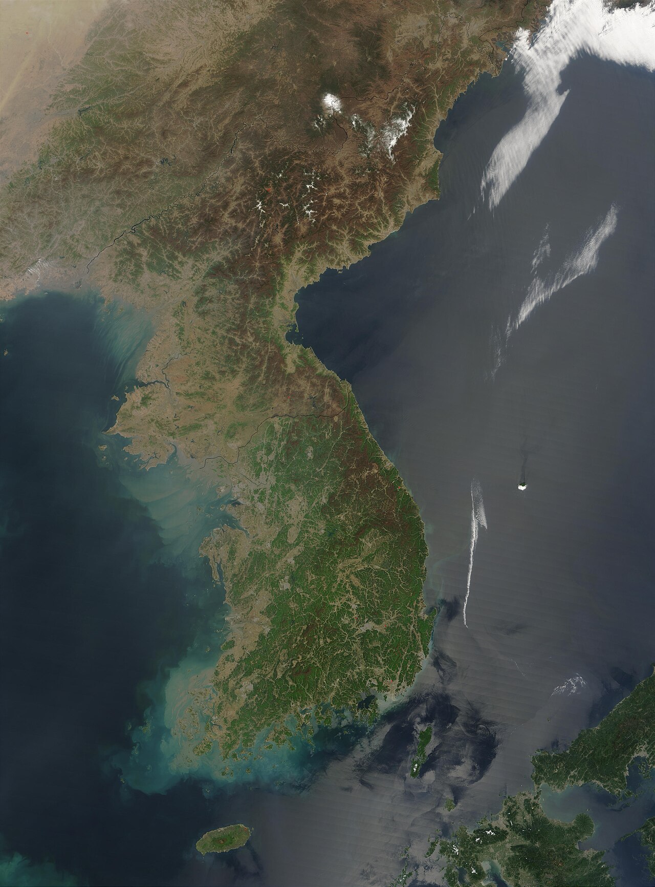 Satellite image of the Korean peninsula showing North Korea, China and South Korea.