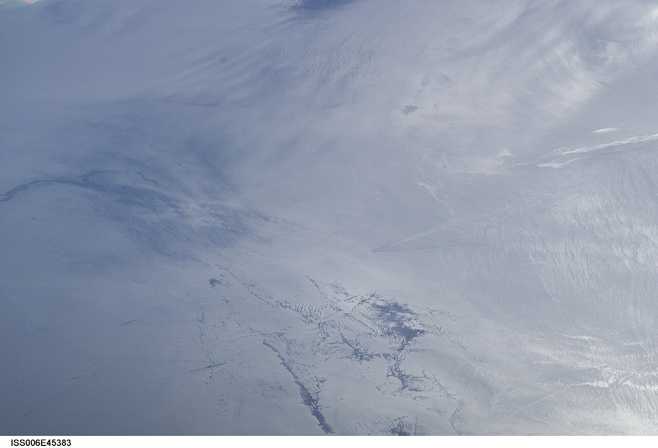 View of the Persian Gulf taken during ISS Expedition 6