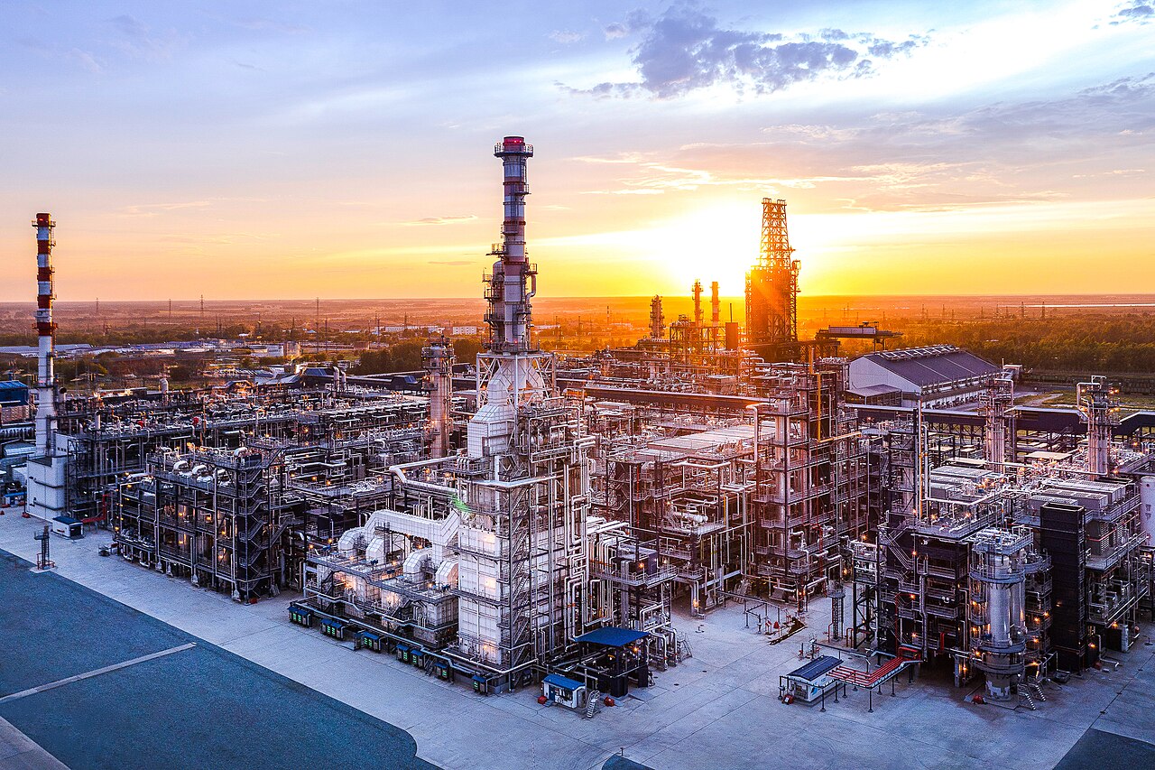 The Gazprom Neft oil refinery in Omsk.