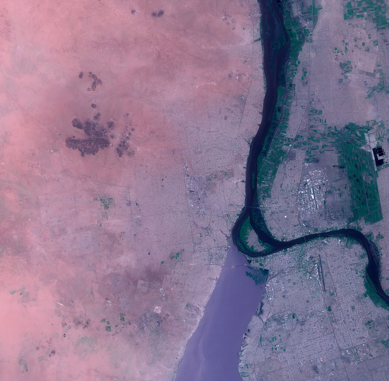 Satellite view of Khartoum, Omdurman and Bahri divided by the Nile River.